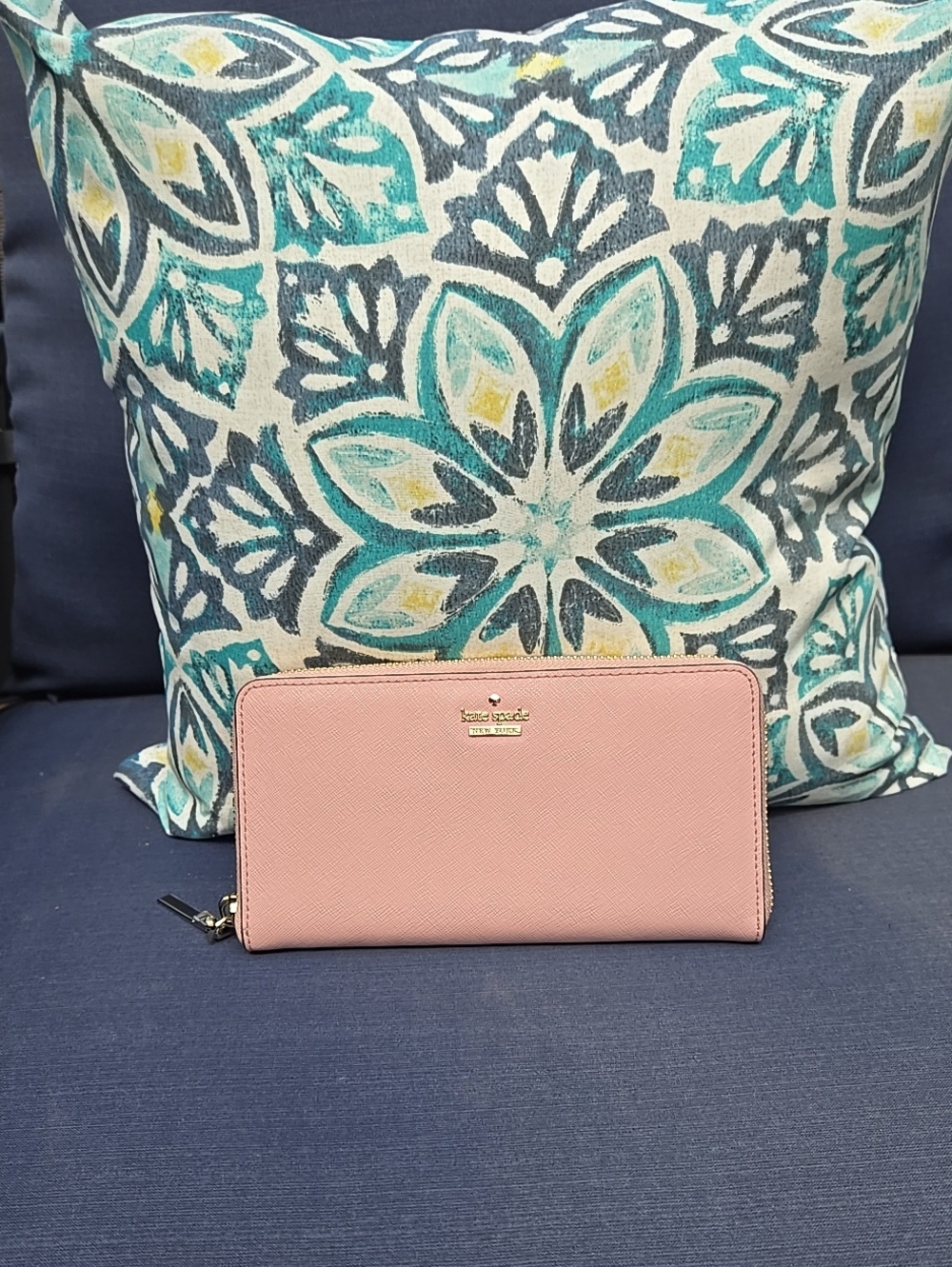 kate spade blush pink zip-around continental wallet